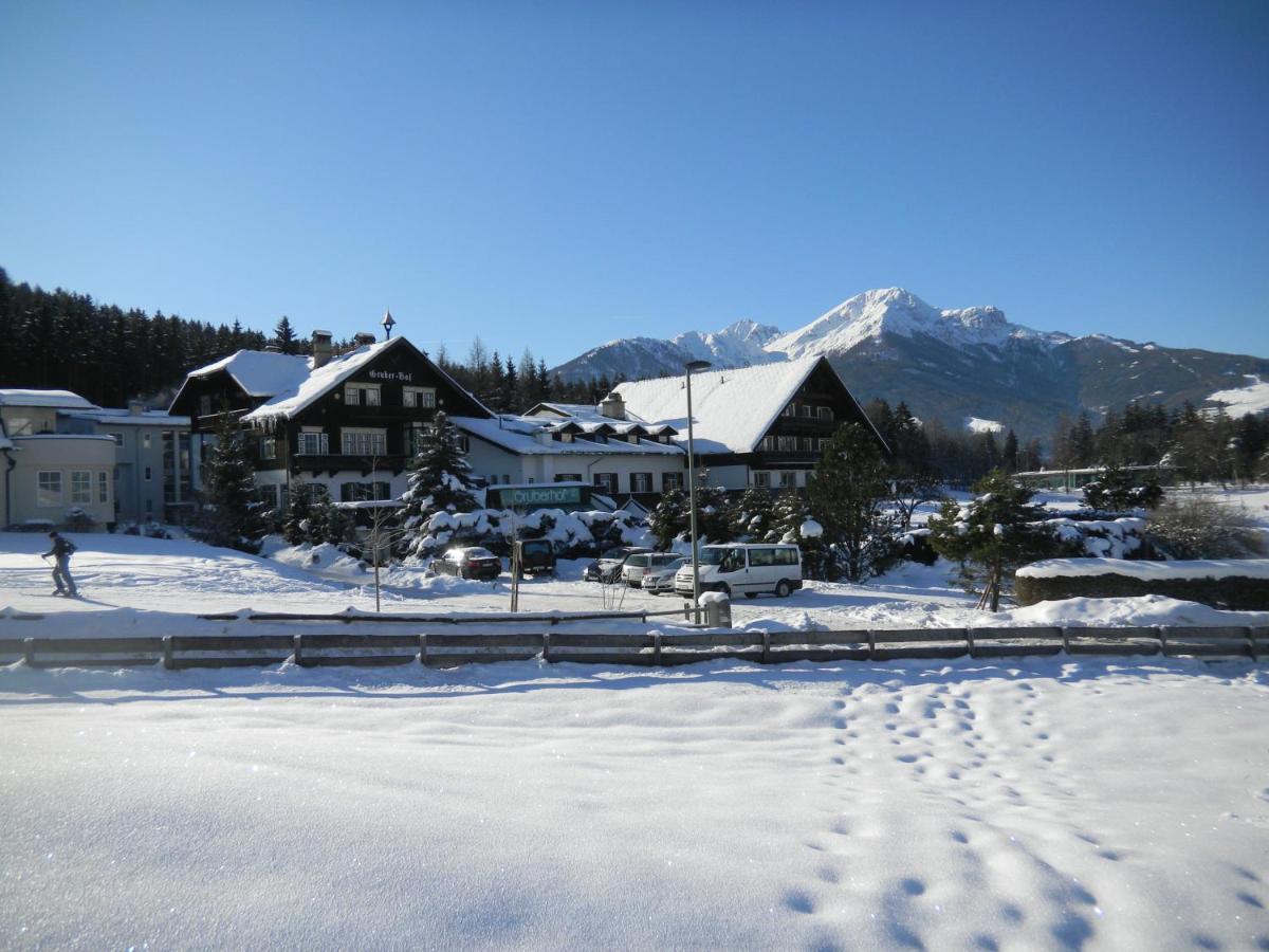 Hotel Gruberhof Innsbruck Igls B&B Exterior photo